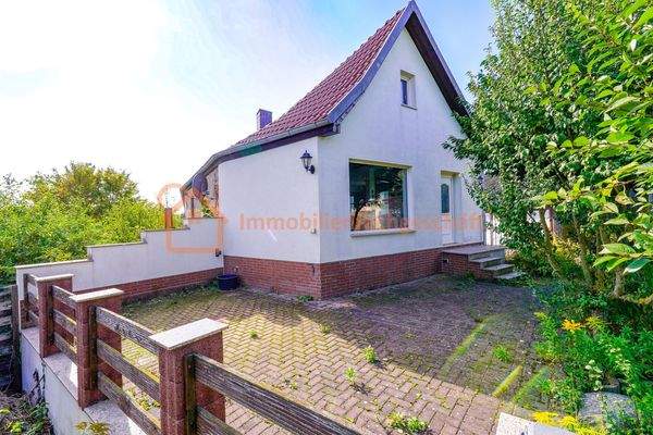 Einfamilienhaus mit Garten