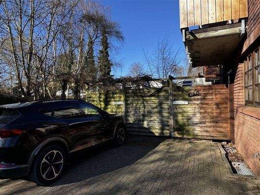 Stellplätze direkt am Haus