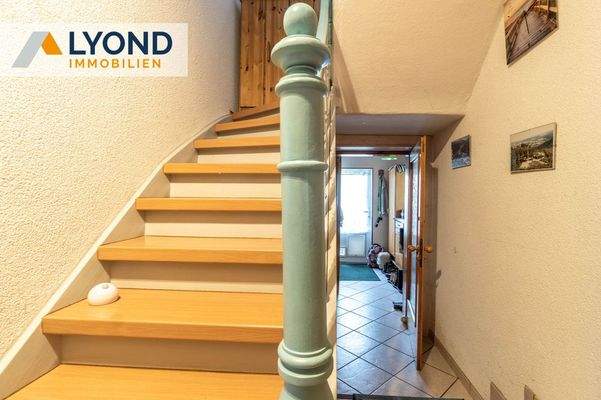 Treppenaufgang ins OG