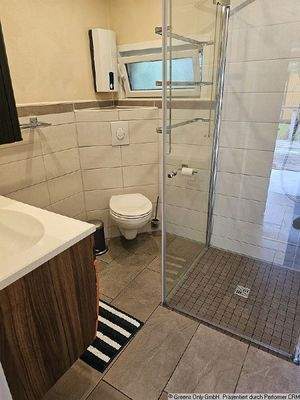 Duschbad mit Fenster