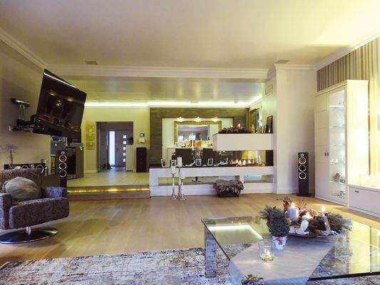 Raumhöhen 2,95 und 2,59 m