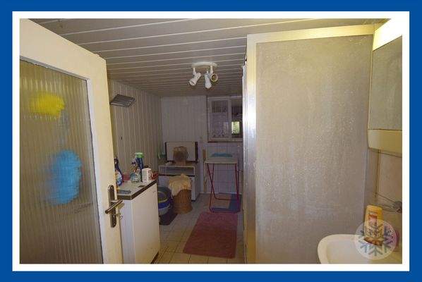 Badezimmer UG Waschbecken