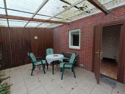 überdachte Terrasse