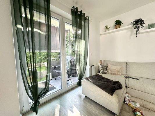 EG Wohnbereich mit Balkon