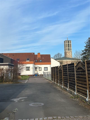Zufahrt zum Wohnhaus