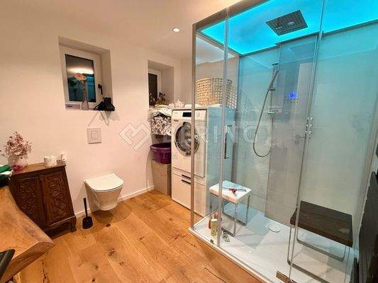 Bad mit HOESCH-Dampfdusche