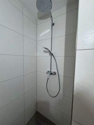 Dusche.jpg