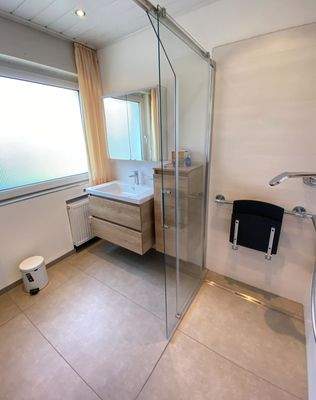 Badezimmer im  Erdgeschoss