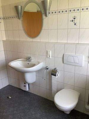 Badezimmer (3)
