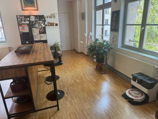 Zugang zur Brücke von der Küche