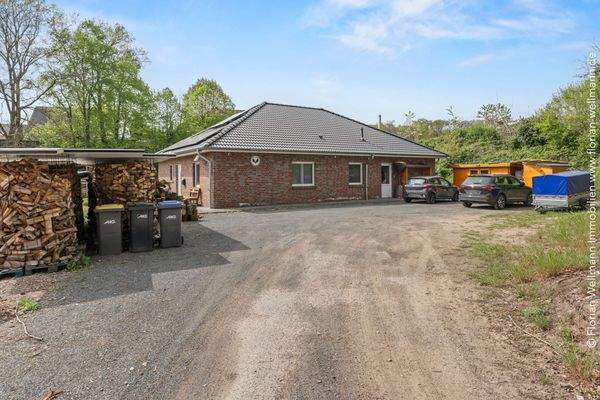 e61c85a4-4704-44e3-bb6e-24a4a12ac294