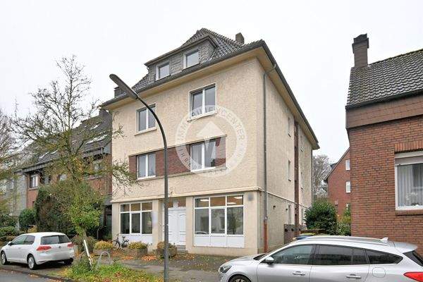 Vorderansicht Gebäude