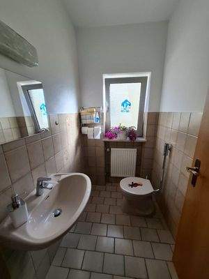 OG 1 _ Toilette 002.jpg