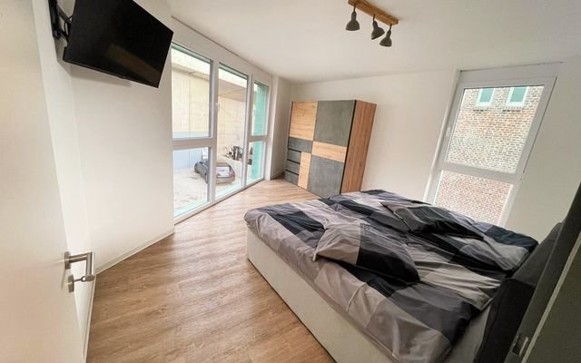 Mieten 2-Zimmerwohnung Stuttgart Zuffenhausen möbliert für Wohnen auf Zeit bei urbanbnb  3.jpeg