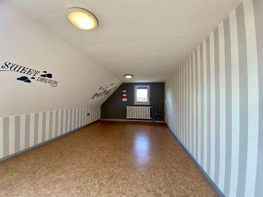 Kinderzimmer Dachgeschoss