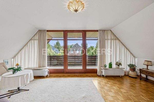 Lichtdurchflutetes & geräumiges Schlafzimmer OG