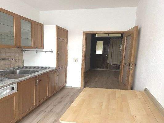 Küche mit EBK 1. OG