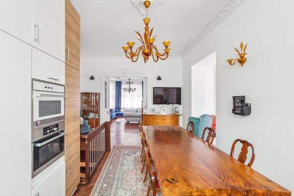 Essbereich mit Küche