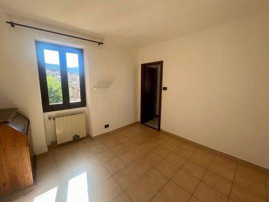 PE922_11 TERRA ITALIA IMMOBILIEN_LIGURIEN_PERINALD