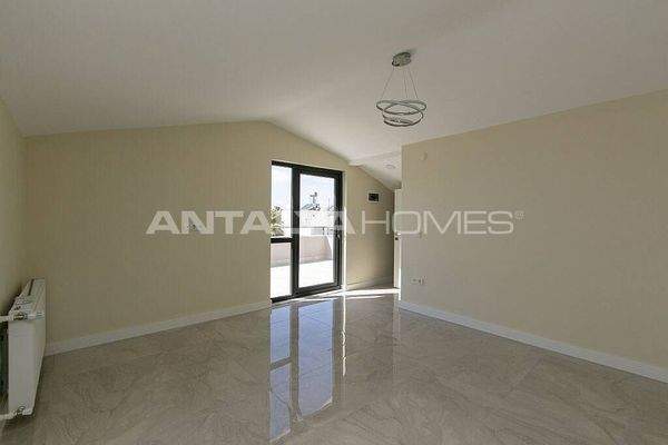 Modernly Designed Villas in a Complex in Belek Kadriye