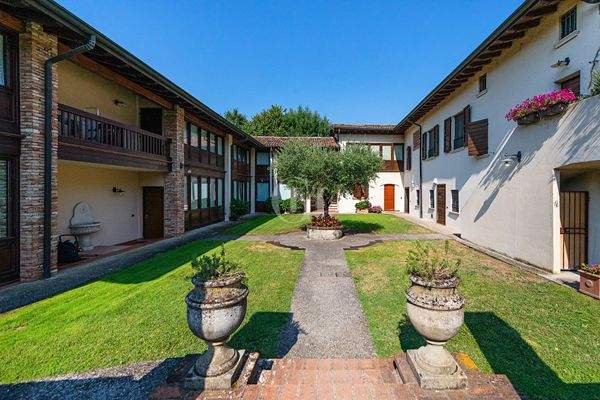 Blick auf die Wohnanlage