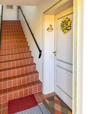 Wohnungseingang rechts