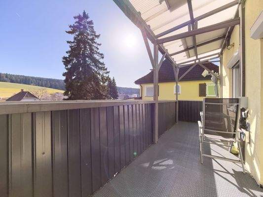 04 Balkon überdacht
