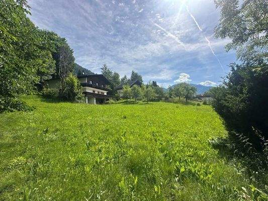 Ansicht Haus vom Grundstücksrand