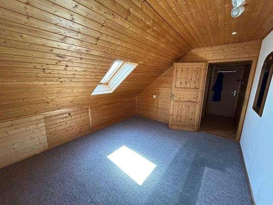 4. Zimmer mit eigenem Eingang 