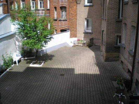 Gemütlicher Hof zwischen VG RG