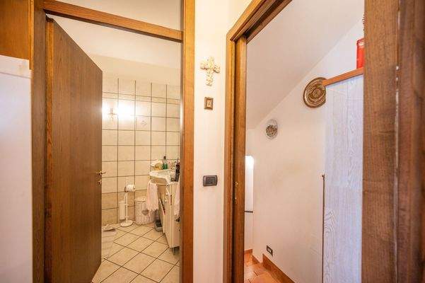 Tecnocasa Bardolino 0010.JPG