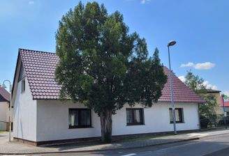Straßenansicht