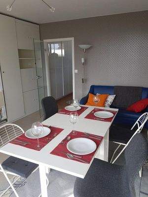 verschiebbarer Esstisch