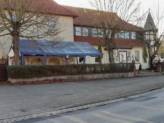 Ansicht Außenplätze Restaurant