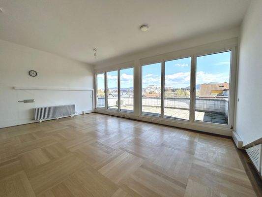 Großraumbüro Blick Terrasse