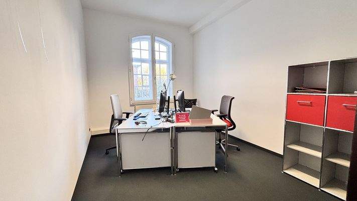 Büro 2