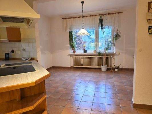 7 - Küche zum Essbereich