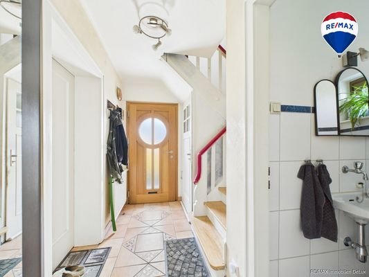 REMAX Immobilien DeLux Merzig Fluransicht EG