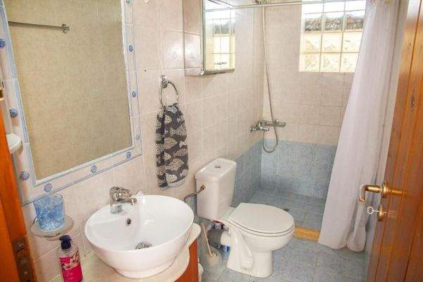 Kreta, Maleme: Traditionelles kretisches Haus zu verkaufen, nur wenige Schritte vom Strand entfernt