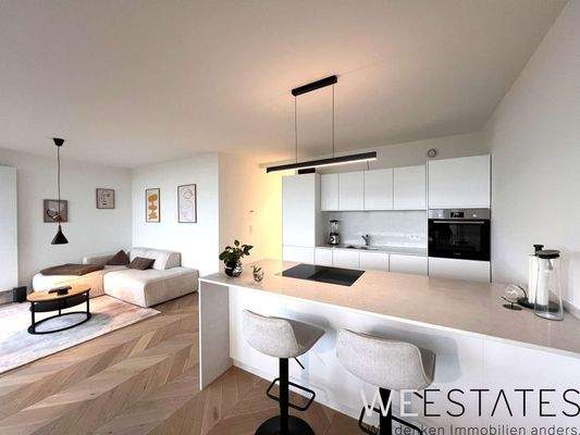 Küche mit Frühstückstheke