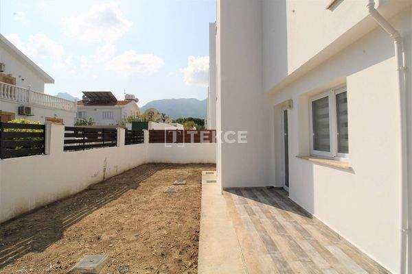 Triplex Villas with Optional Pool Close to the Sea in Girne