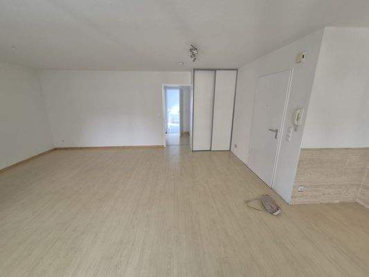 Blick von Terrasse ins Wohnzimmer