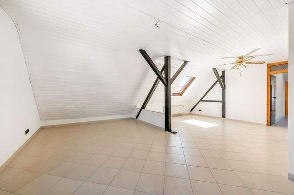 Wohnzimmer & Esszimmer