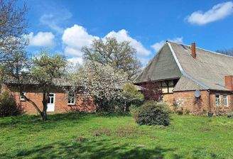 Hofansicht 105717.jpg