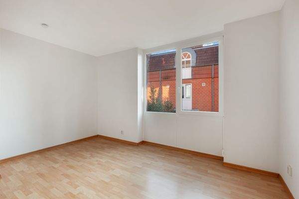 Arbeits/ Schlafzimmer OG.