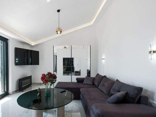 TV in allen Wohnbereichen