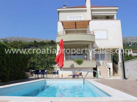 Manus - Bol - Gripe Häuser, Manus - Bol - Gripe Haus kaufen