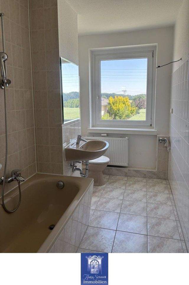 Wohnen in ländlicher Idylle! 3-Zimmer-Wohnung mit schönem Balkon! - Photo 3