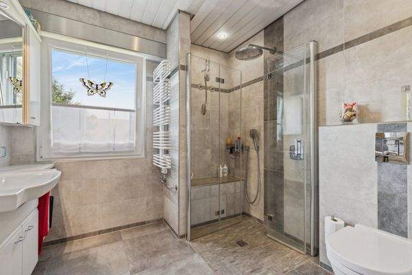 Badezimmer_Hauptwohnung