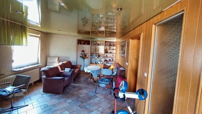 Haueingang/ Veranda EG